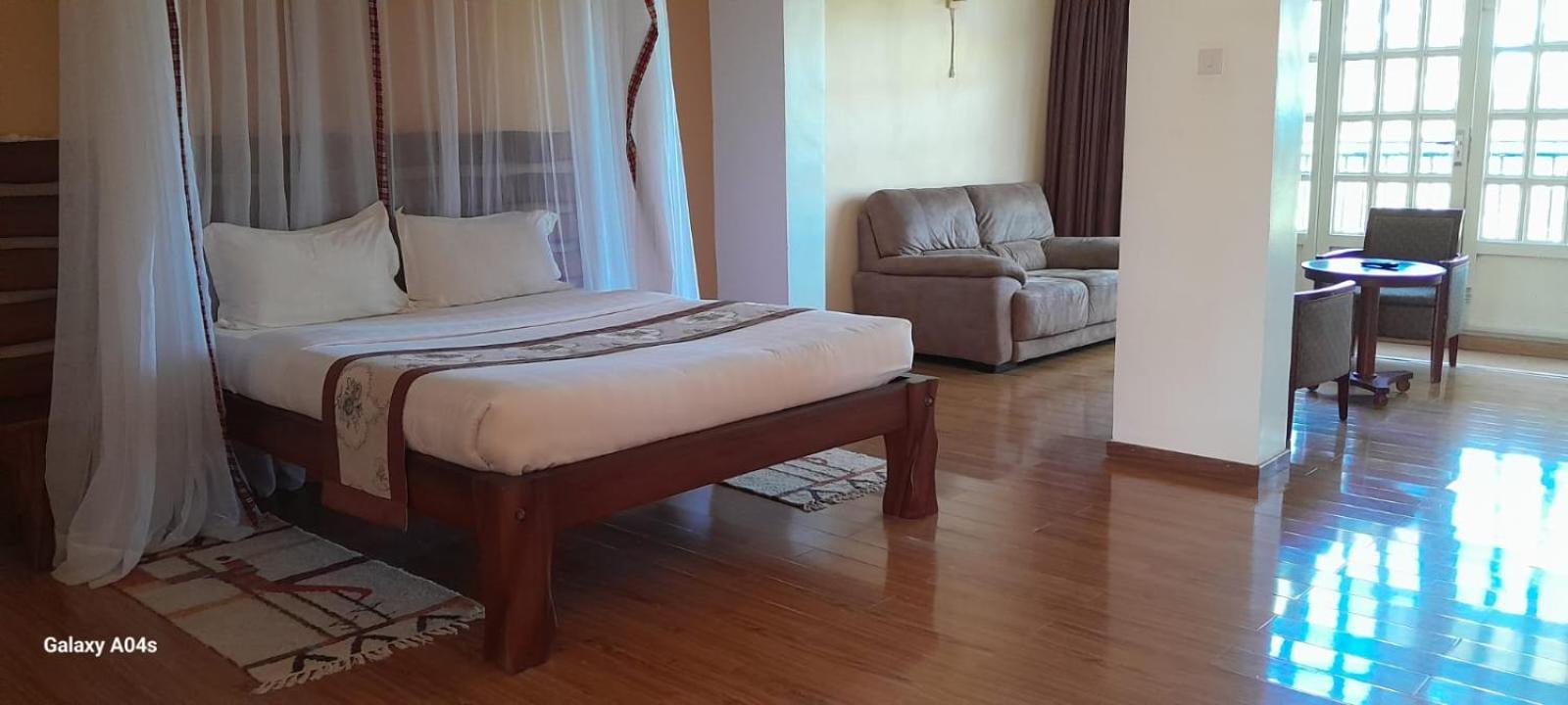 Esikar Gardens Hotel Narok Exteriér fotografie