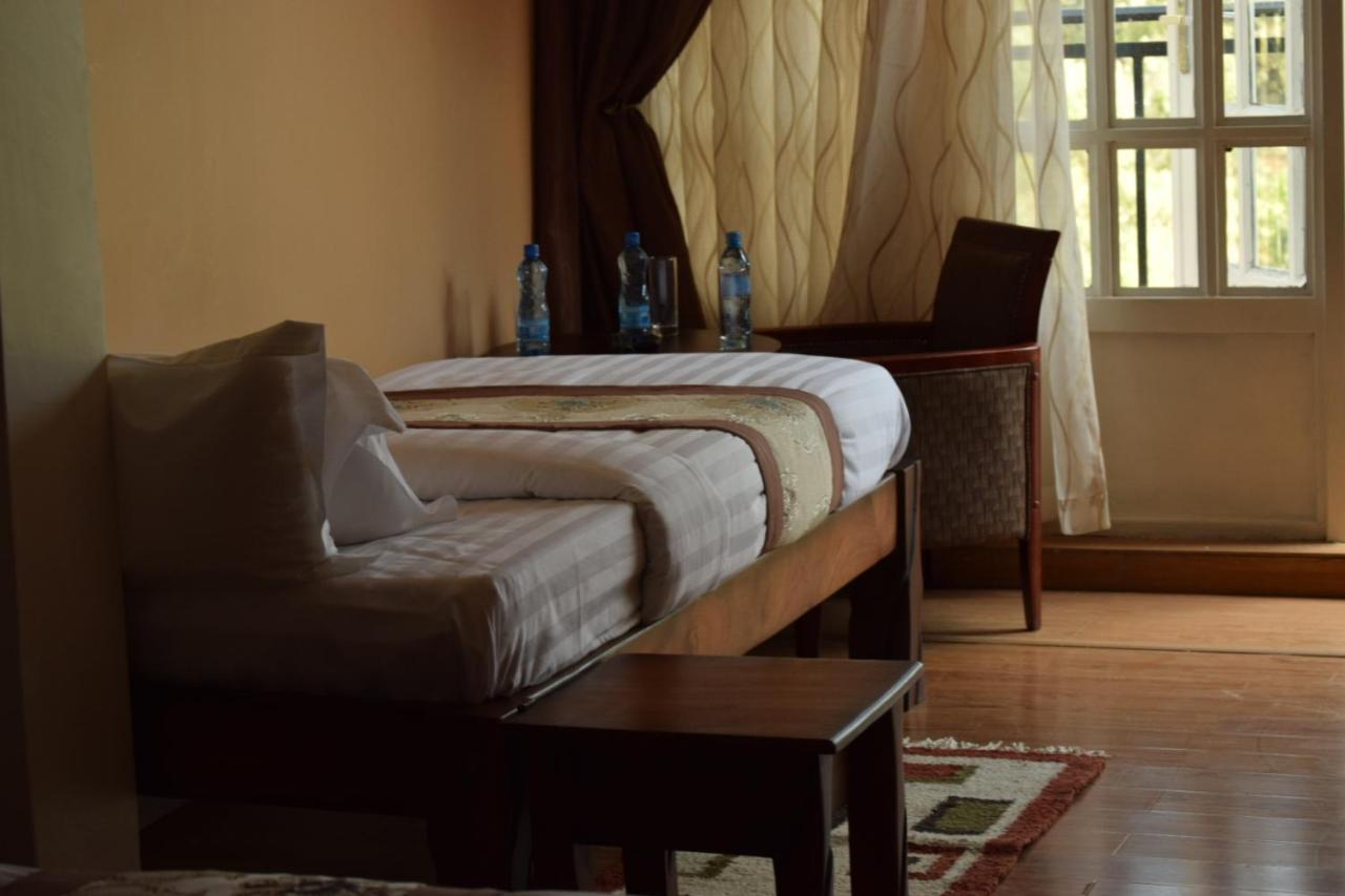 Esikar Gardens Hotel Narok Exteriér fotografie