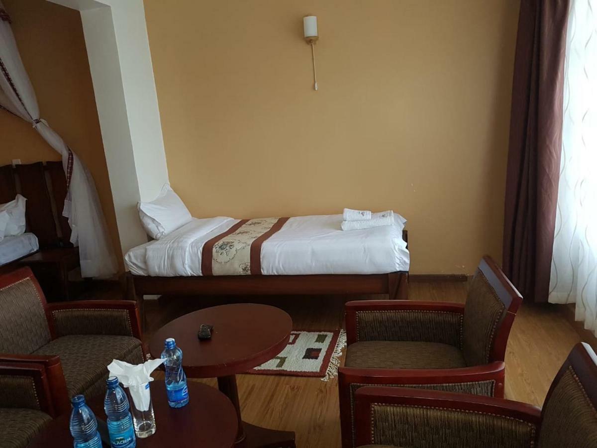 Esikar Gardens Hotel Narok Exteriér fotografie